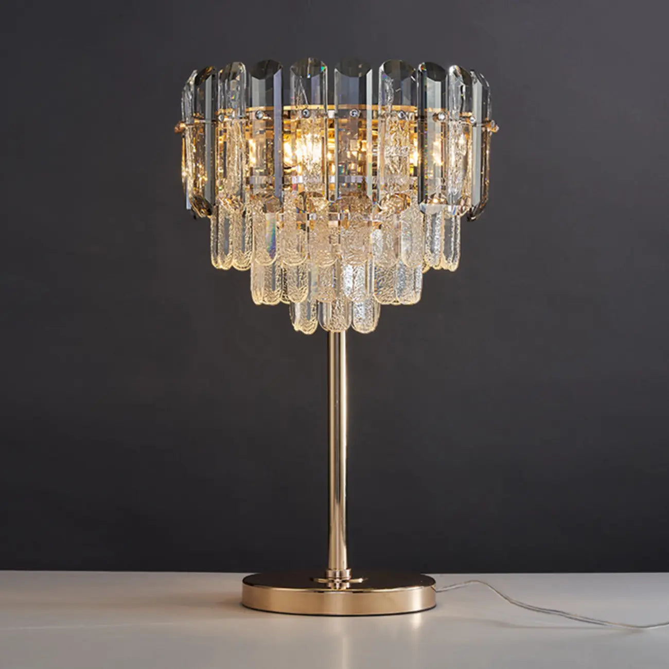 Glamorous Geometric Crystal Table Lamp