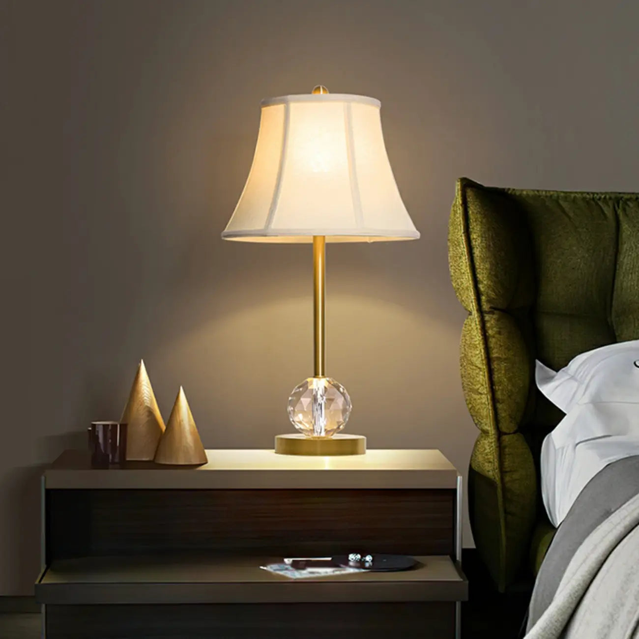 Classic White Geomatic Shade Golden Table Lamp for Bedroom