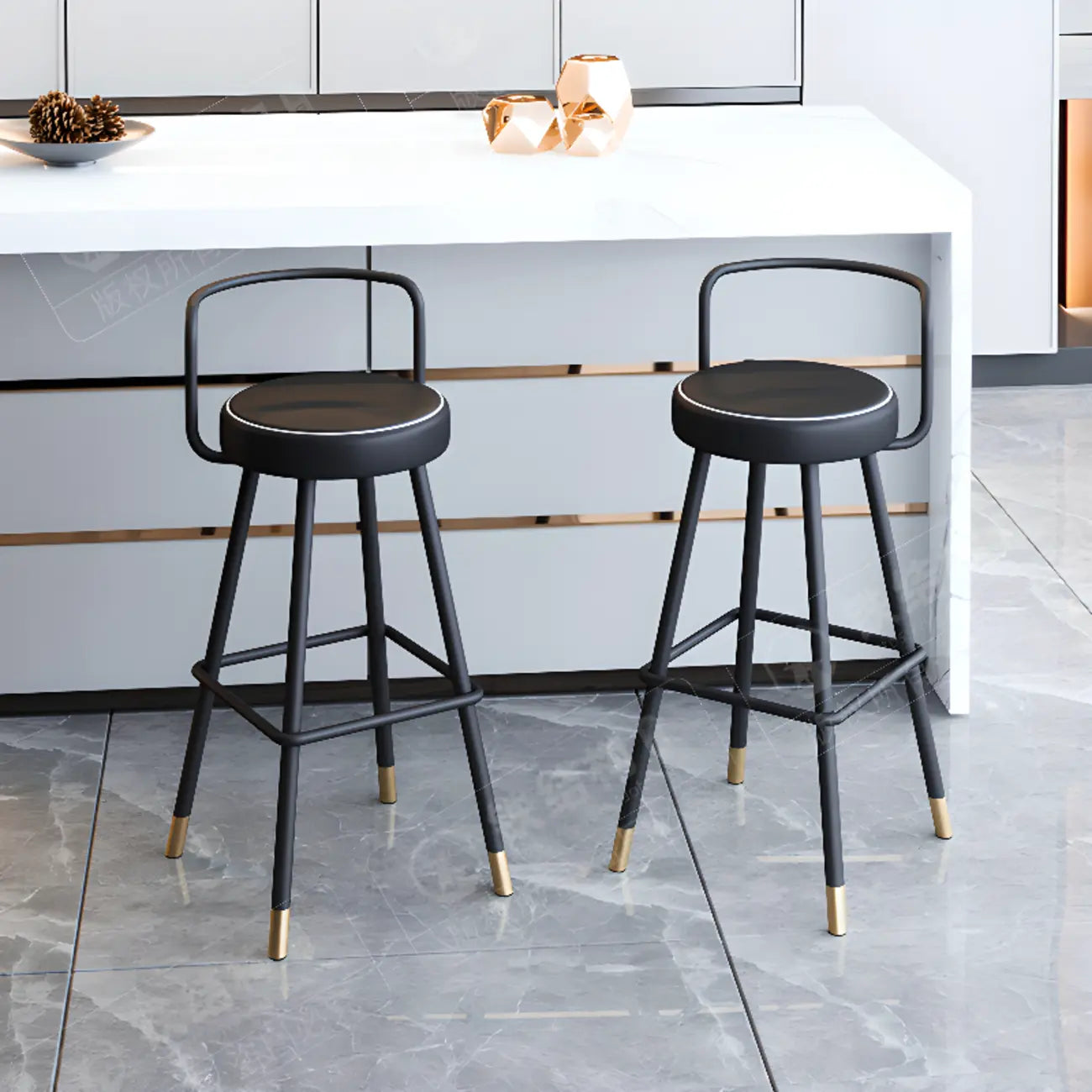 Minimalist Black Metal Upholstered Leather Bar Stool