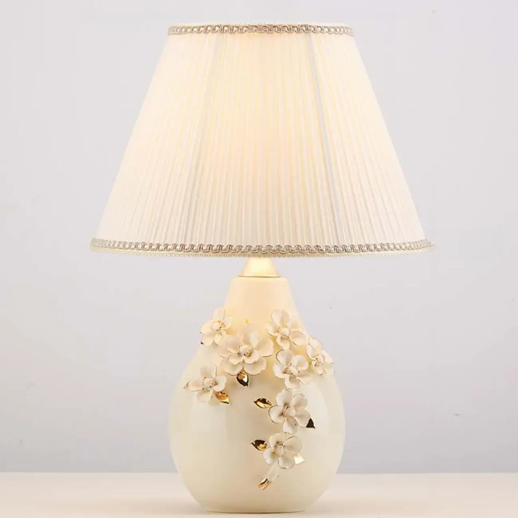 White Ceramic Ceramic Carved Table Lamp with Fabric Lampshade