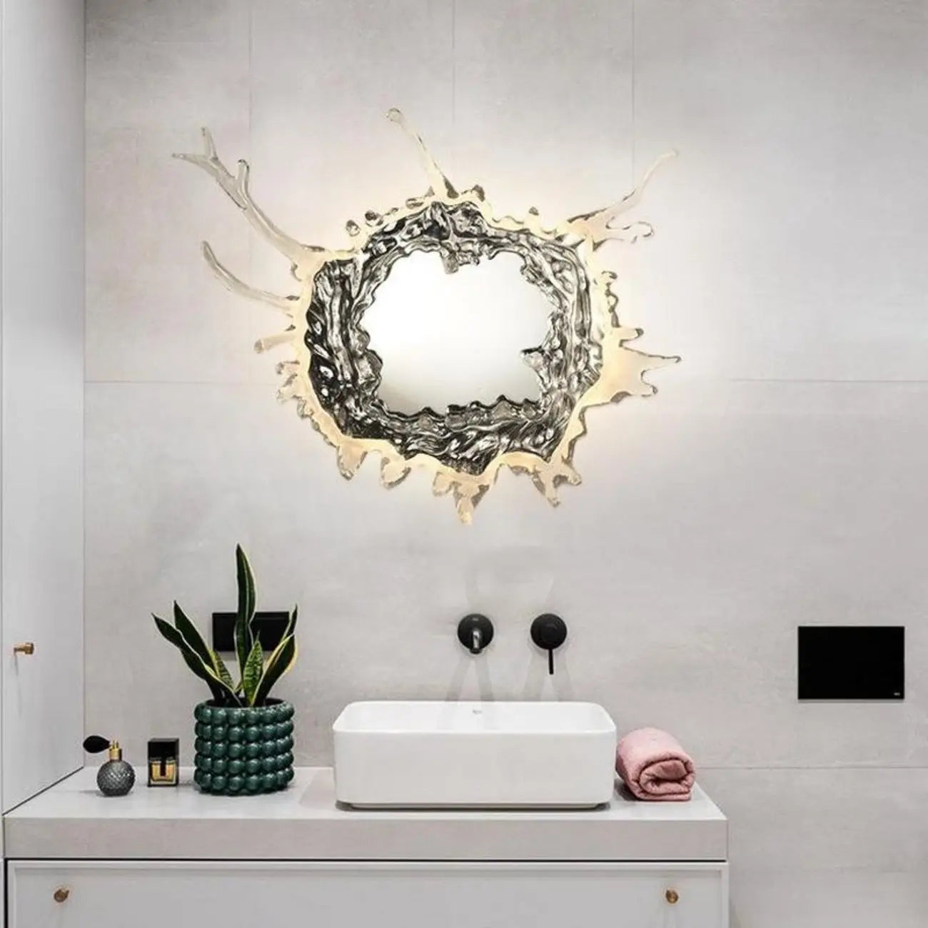 Designer Silver Resin Water Spray Wall Lamp for Home Decor