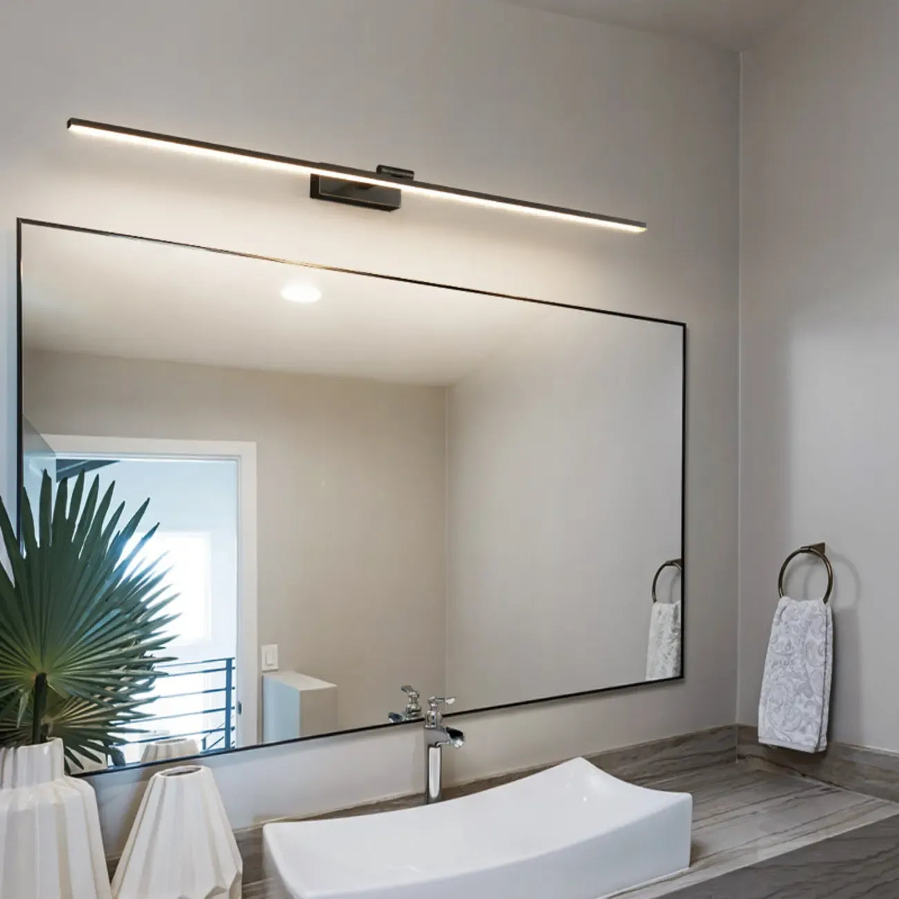 Nordic Black Sleek Linear LED Wall Lamp with Adjustable Arm