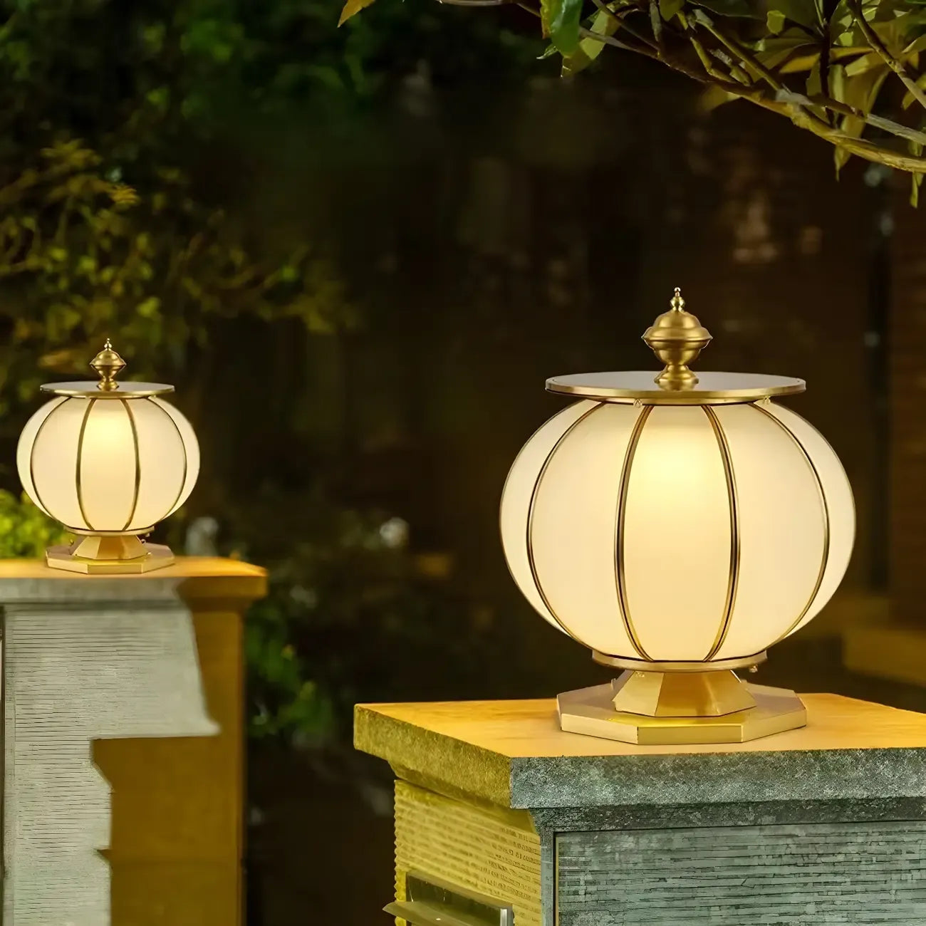 Vintage Decorative Table Lamp with Brass Finish