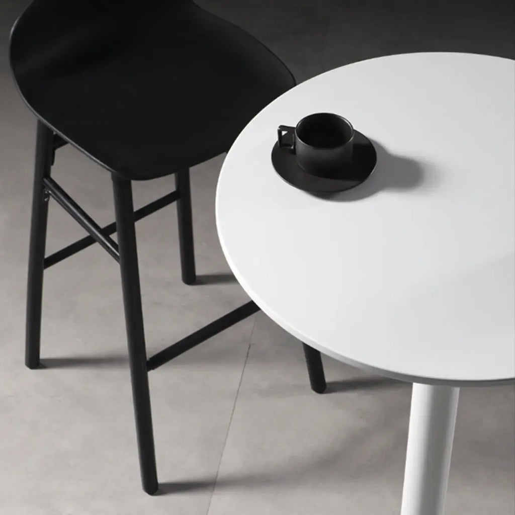Modern Round White Acrylic Pub Bar Table for Bistro