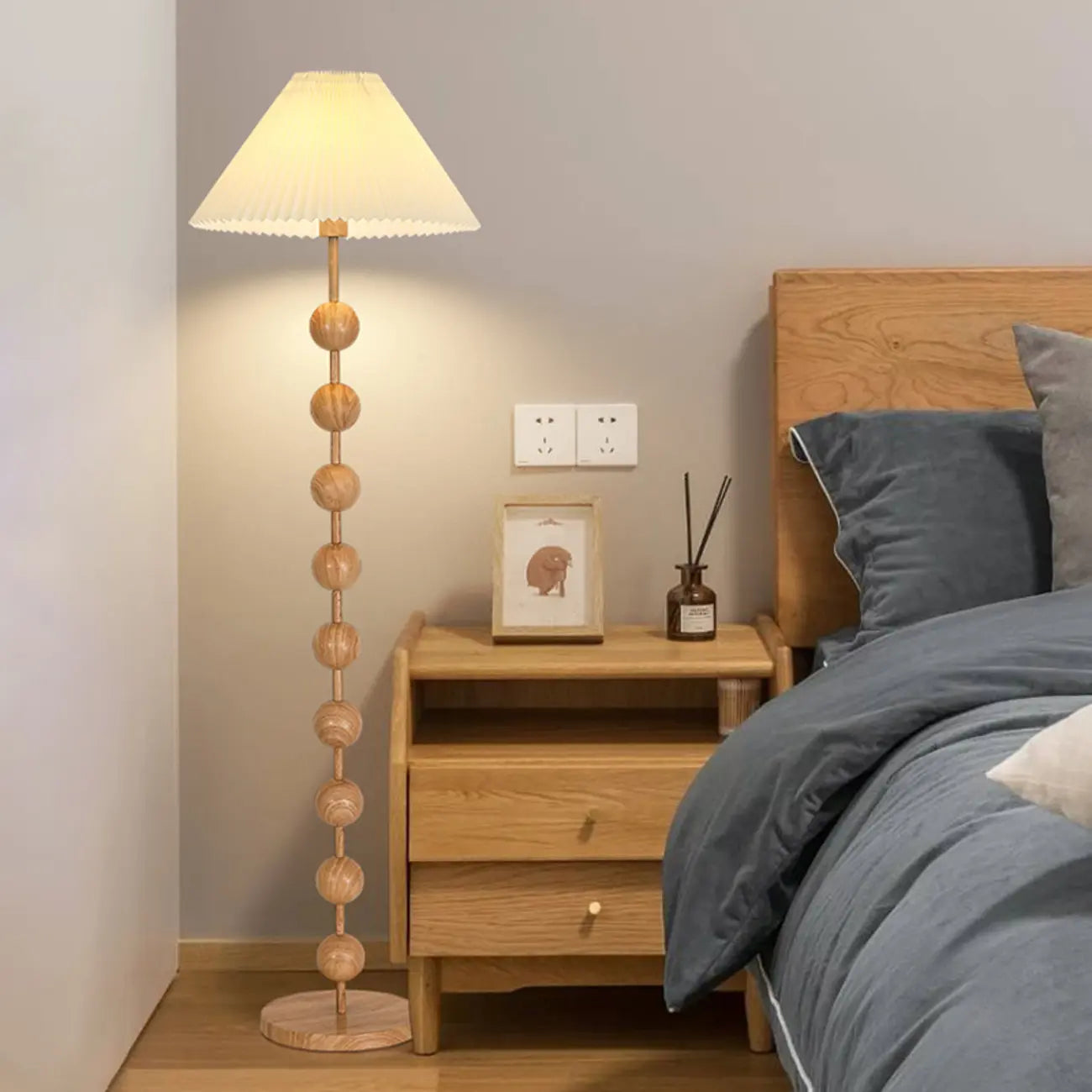 Adjustable Stacked Ball Floor Lamp with Fabric Shade