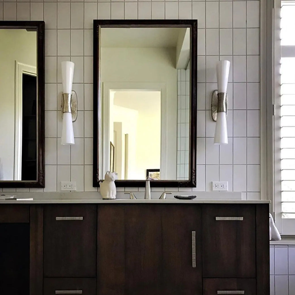 Elegant Glass Wall-Mounted Vanity Light for Bathroom Art Deco
