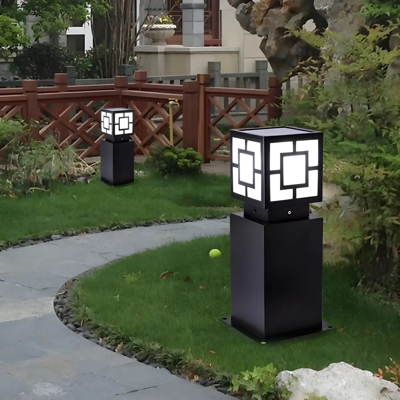 Classic Black Solar LED Outdoor Bollard Lighting for Landscape Pathway