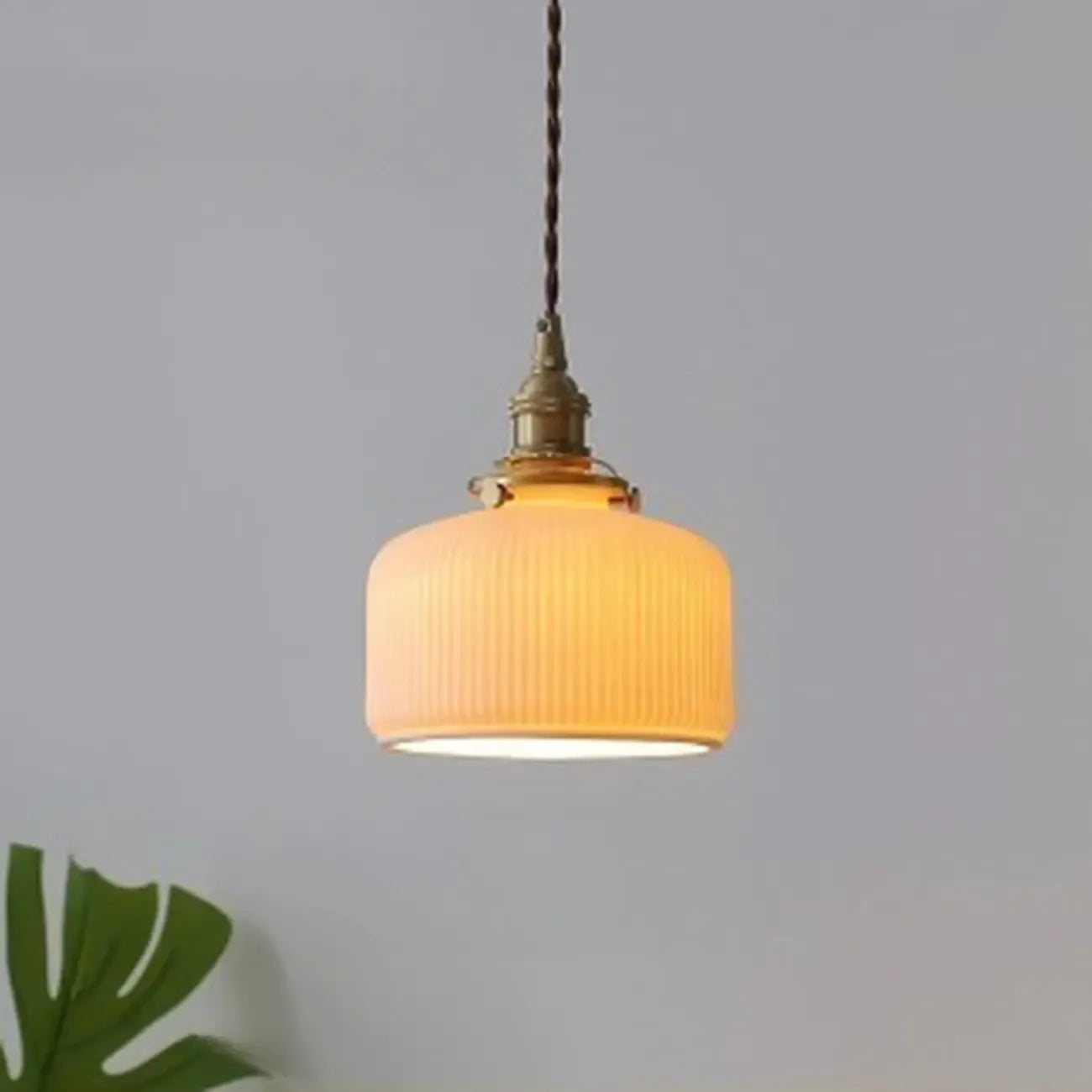 Elegant Classic Ceramic Pleated Cone Pendant Lamp for Living Room