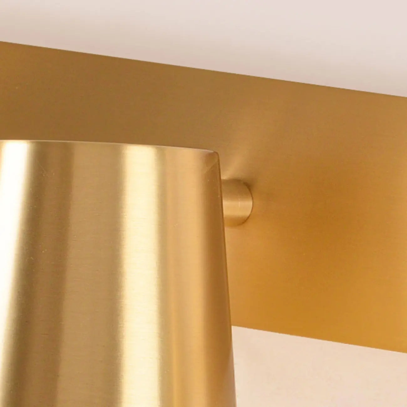 Bathroom Modern Vanity Light with Metal Lampshade