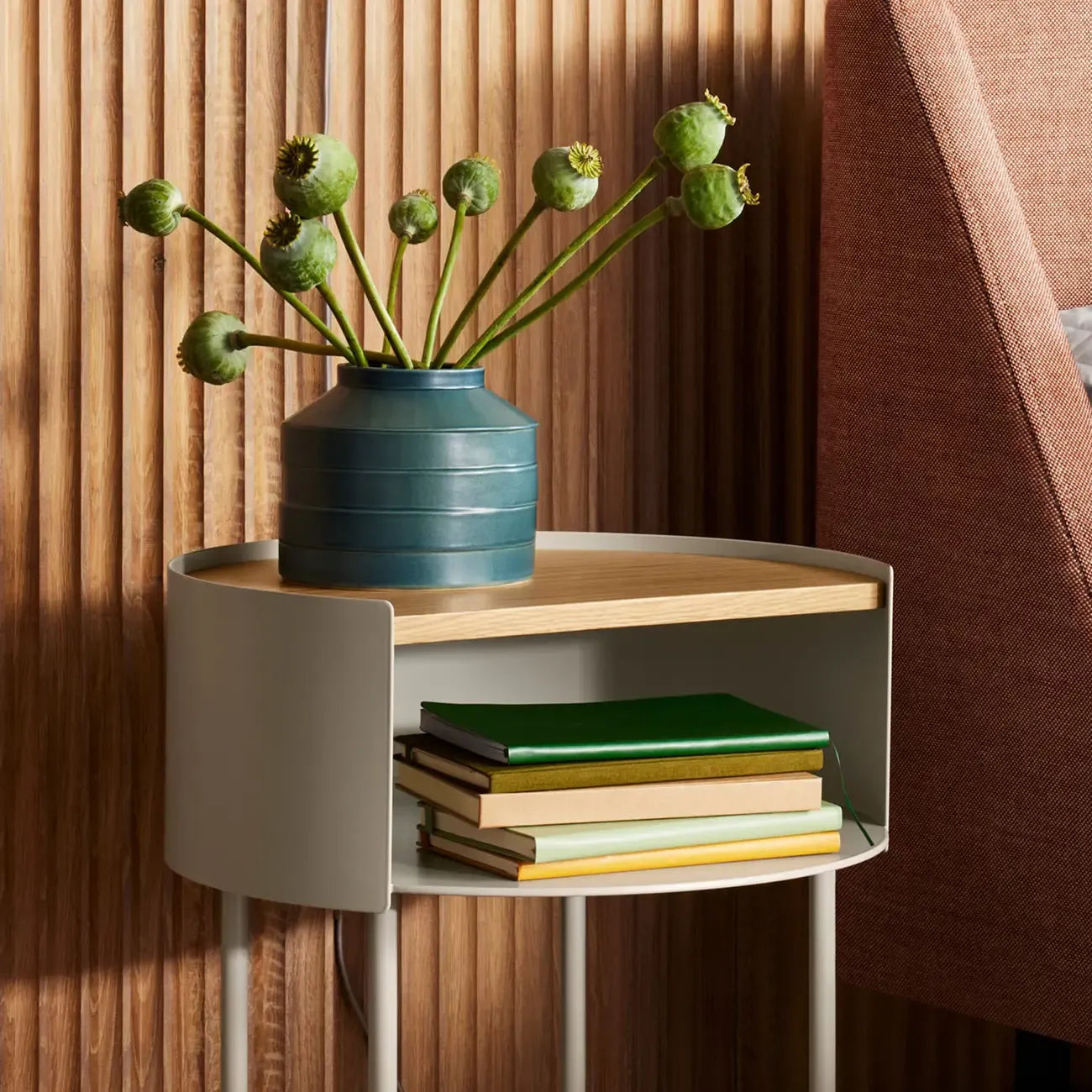 Round Shape Metal Bedside Table with Open Storage Wooden Top