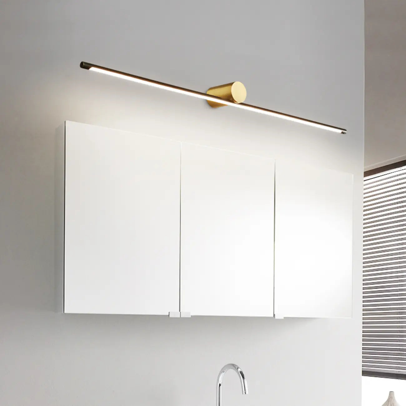 1-light Modern LED Bathroom Vanity Light Above Mirror