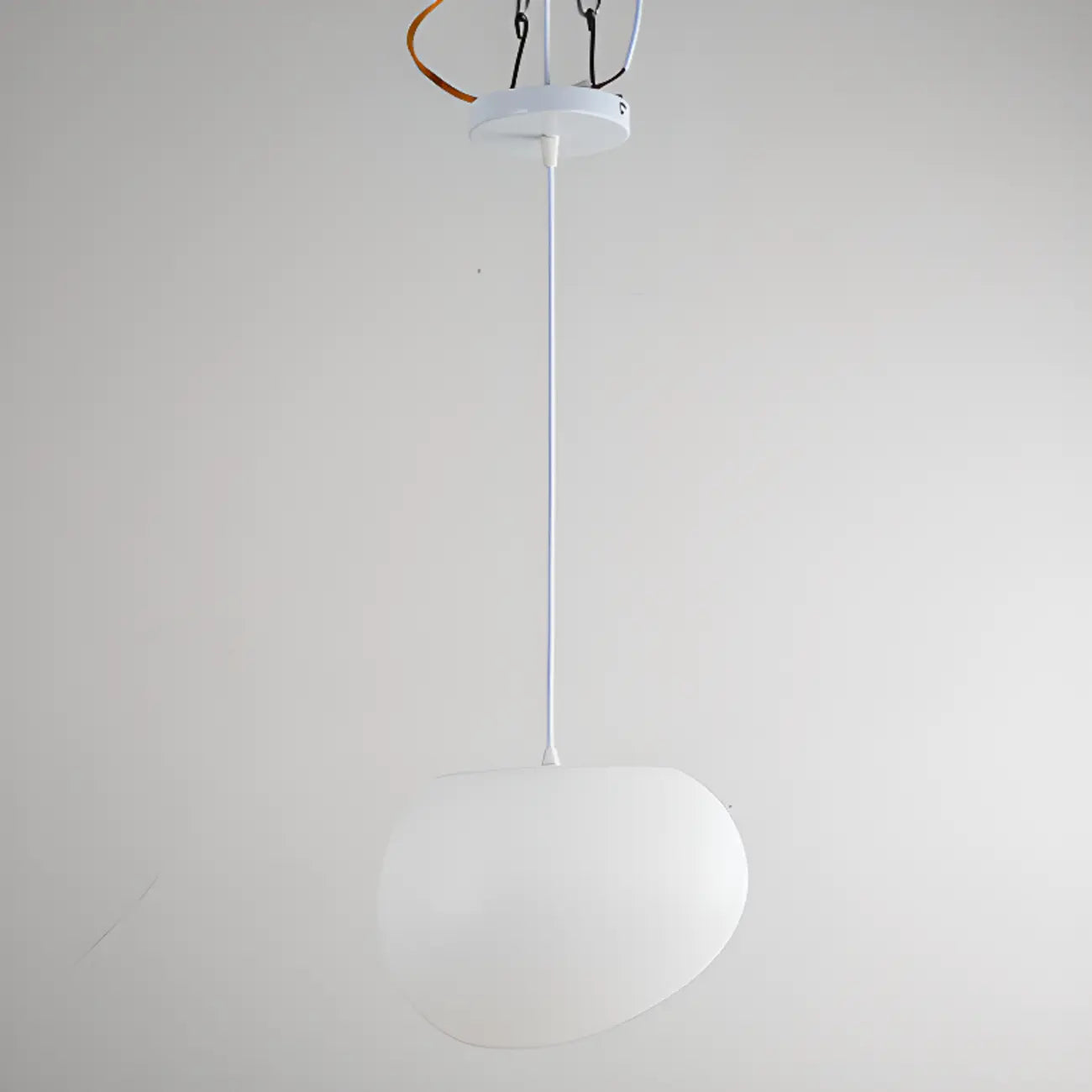 Designer Cream Resin Pebble Pendant Lamp for Dining Room