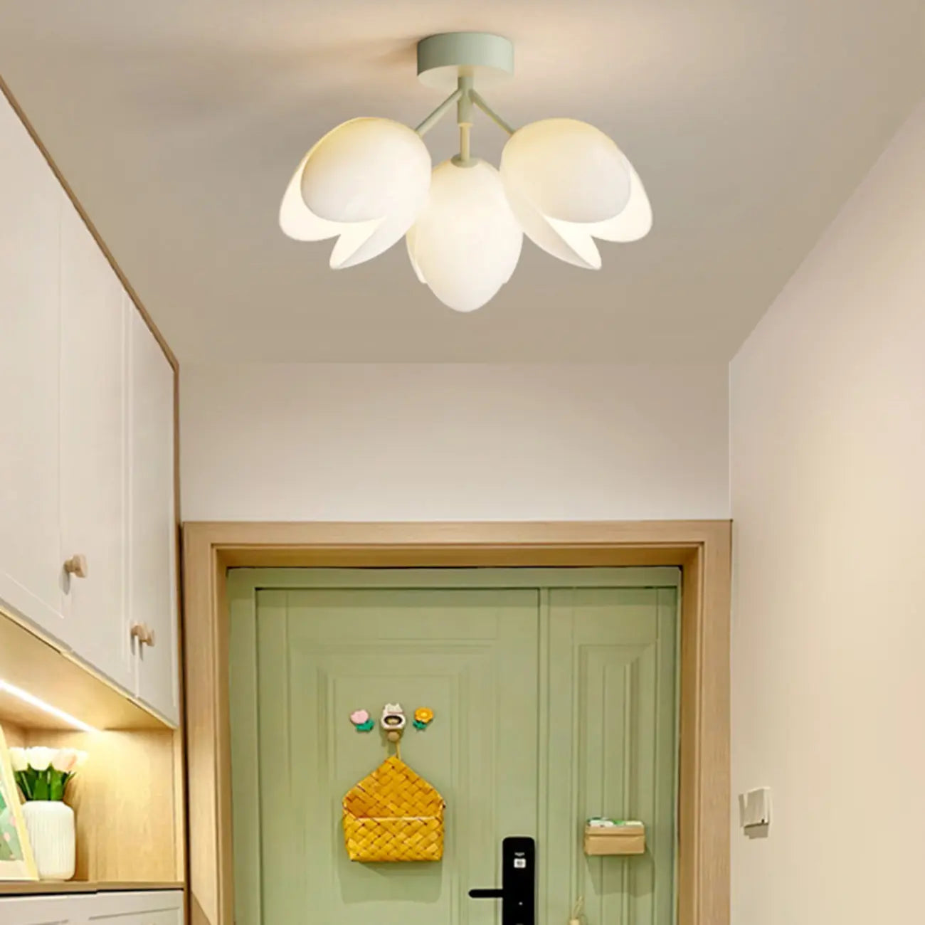 Elegant Mini Floral Resin Ceiling Light for Living Room