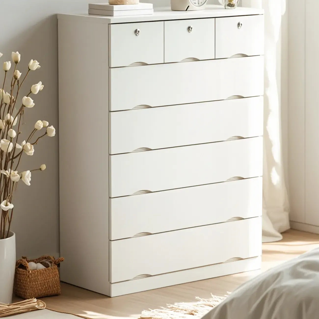 Classic White Wooden Dresser with Silent Drawers for Bedroom