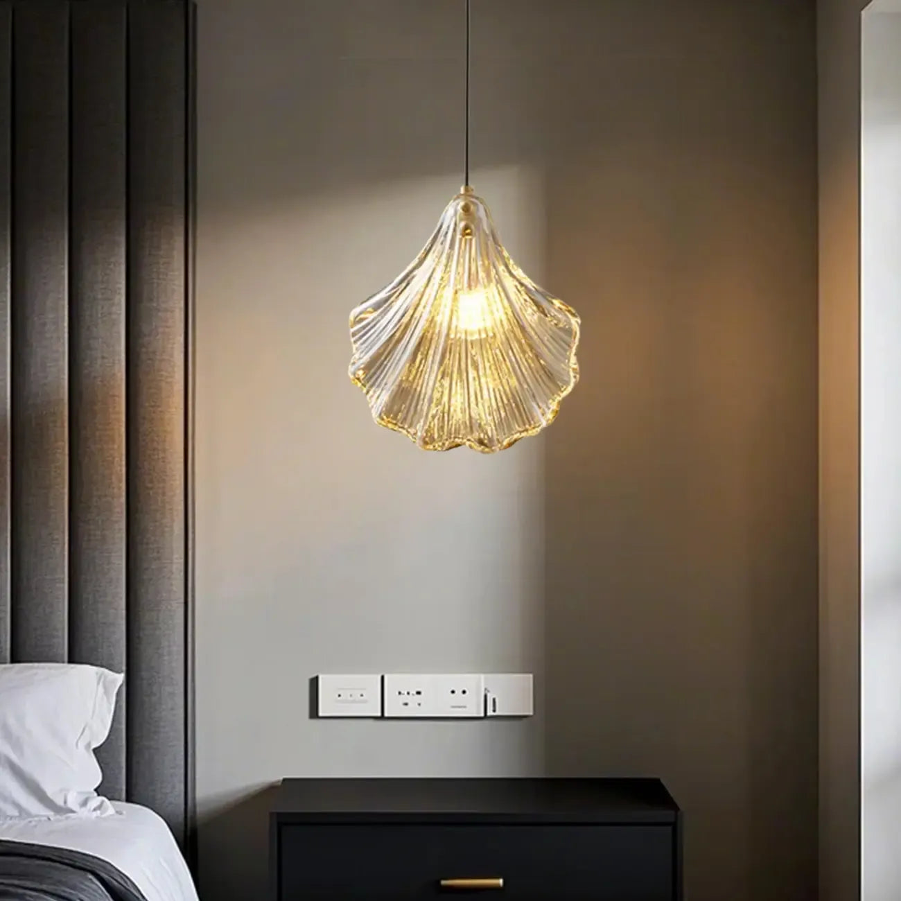 Artistic Ginkgo Clear Glass LED Pendant Light for Living Room