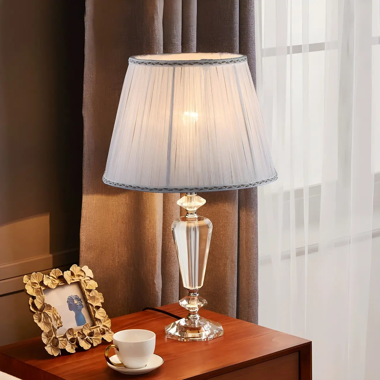 Geometric Multicolor Crystal Table Lamp for Bedside Lighting
