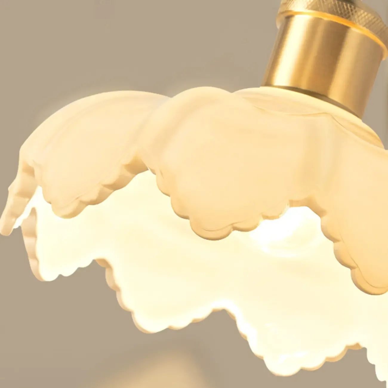 Elegant Brass Wall Sconce with Pull Chain for Bedroom Decor
