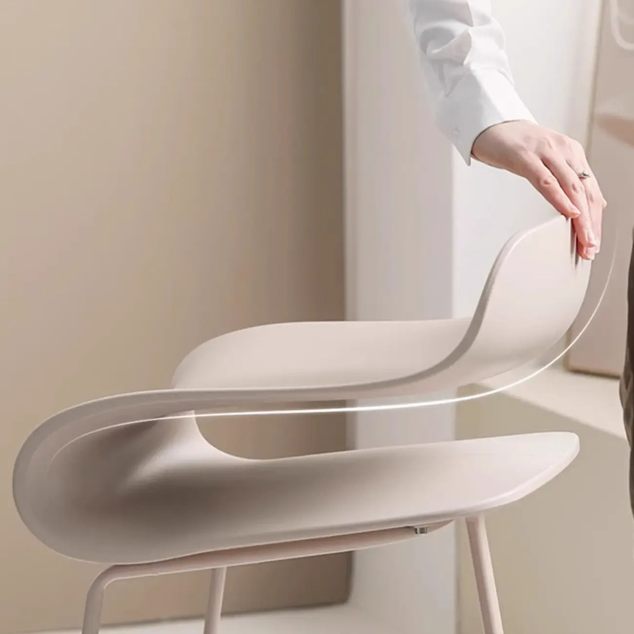 Industrial Plastic Steel Frame Low Back Armless Bar Stool