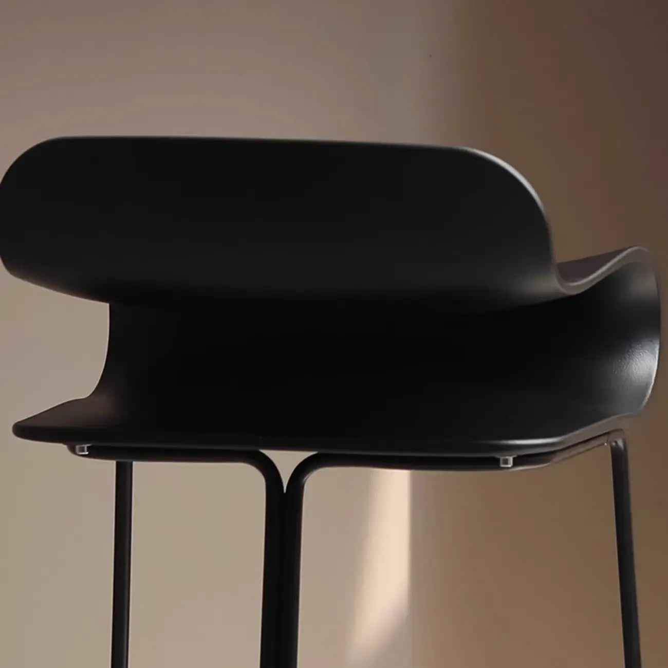Industrial Plastic Steel Frame Low Back Armless Bar Stool