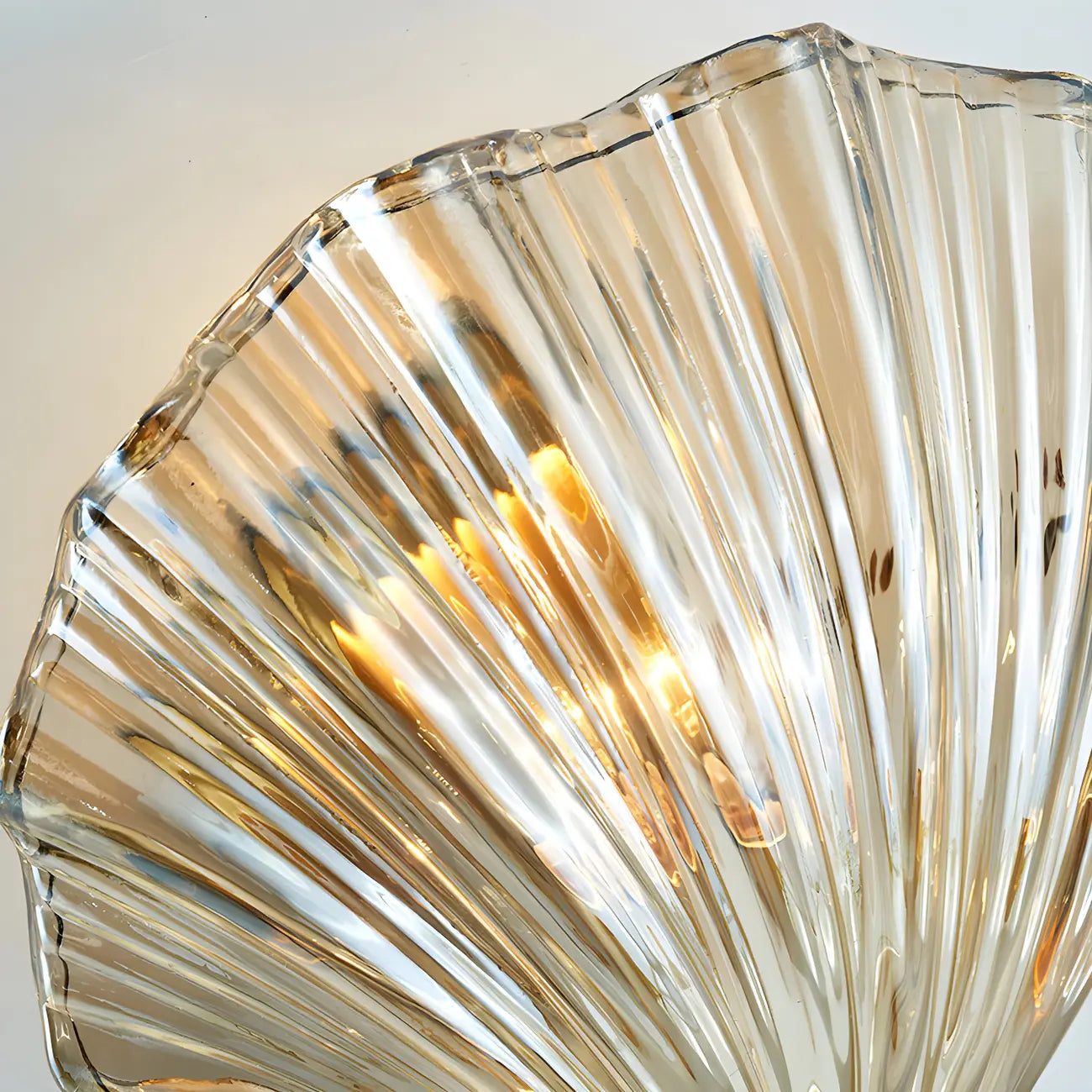 Artistic Glass Gold Shell Wall Sconce
