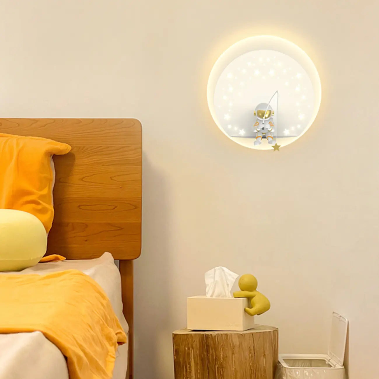 Dimmable Astronaut LED Wall Sconce for Bedroom Lighting