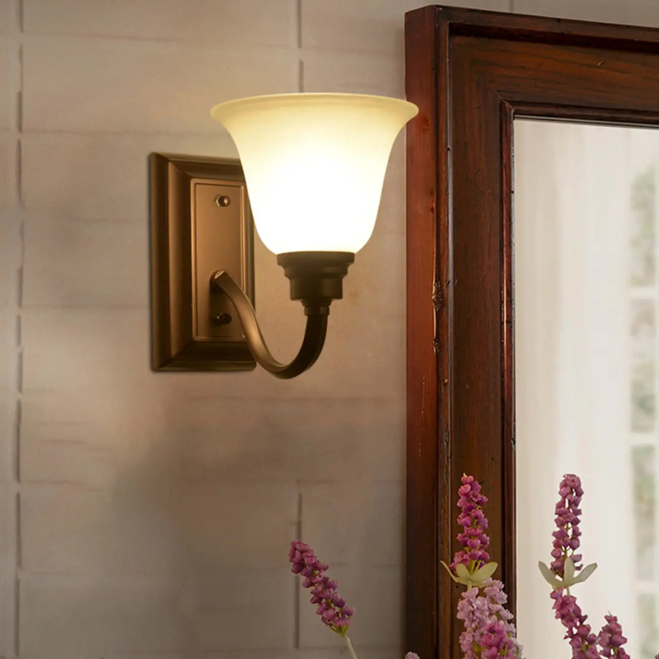 Classic Modern Bell Glass Wall Vanity Light for Bathroom