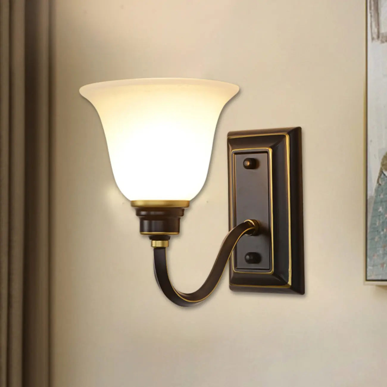 Classic Modern Bell Glass Wall Vanity Light for Bathroom