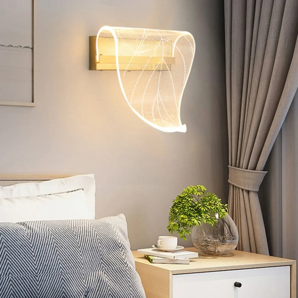 Artistic Gold Dimmable LED Wall Sconce for Bedroom Lighting