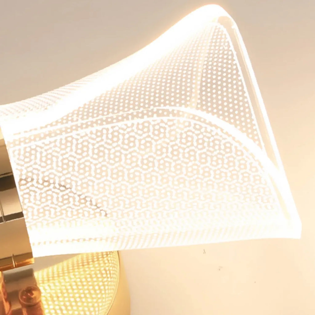 Artistic Gold Dimmable LED Wall Sconce for Bedroom Lighting