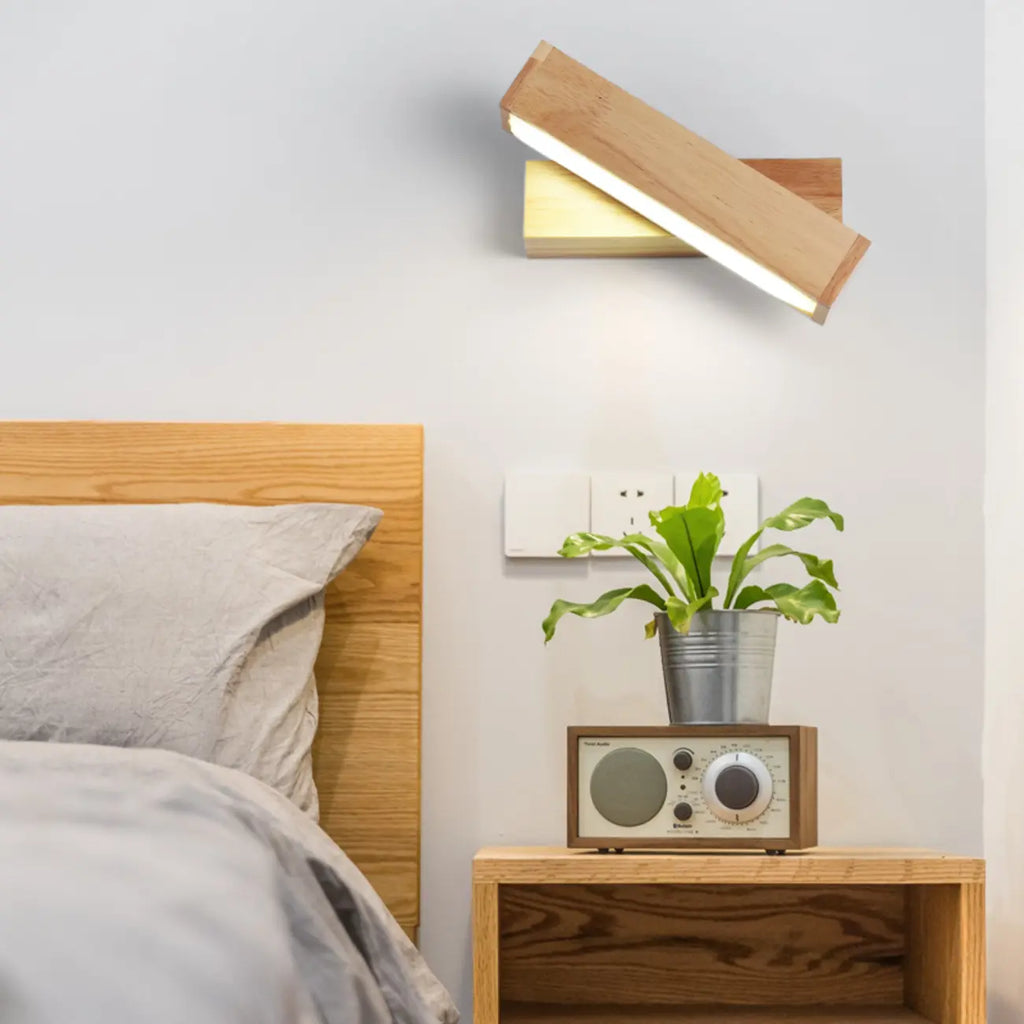 Rotatable Linear Wooden LED Wall Sconce for Bedside Decor