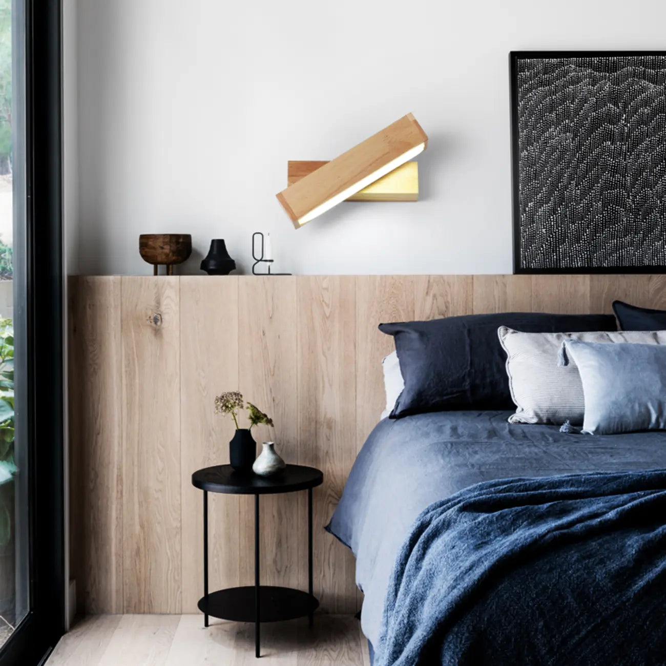 Rotatable Linear Wooden LED Wall Sconce for Bedside Decor