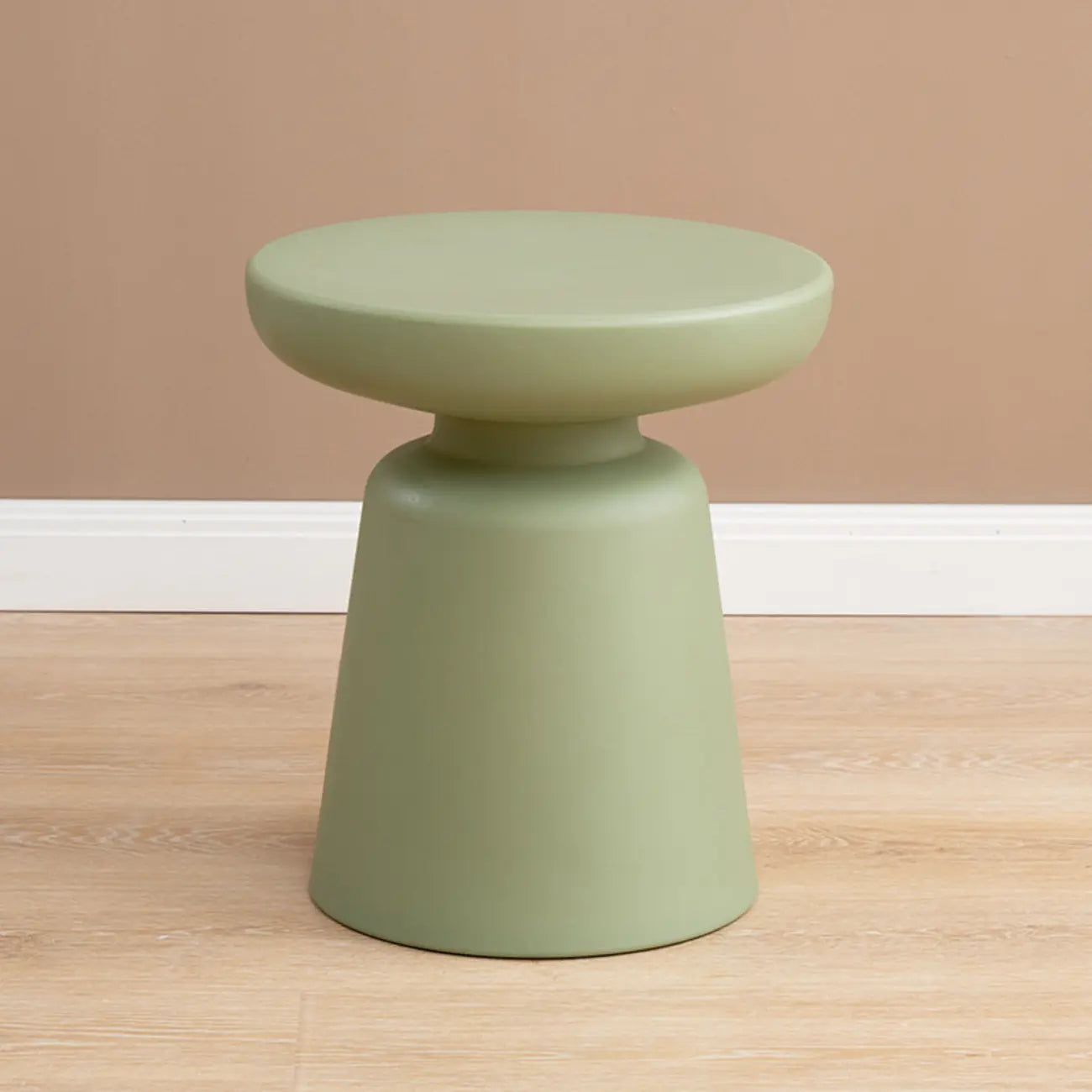 Minimalist Round Plastic End Table for Living Room