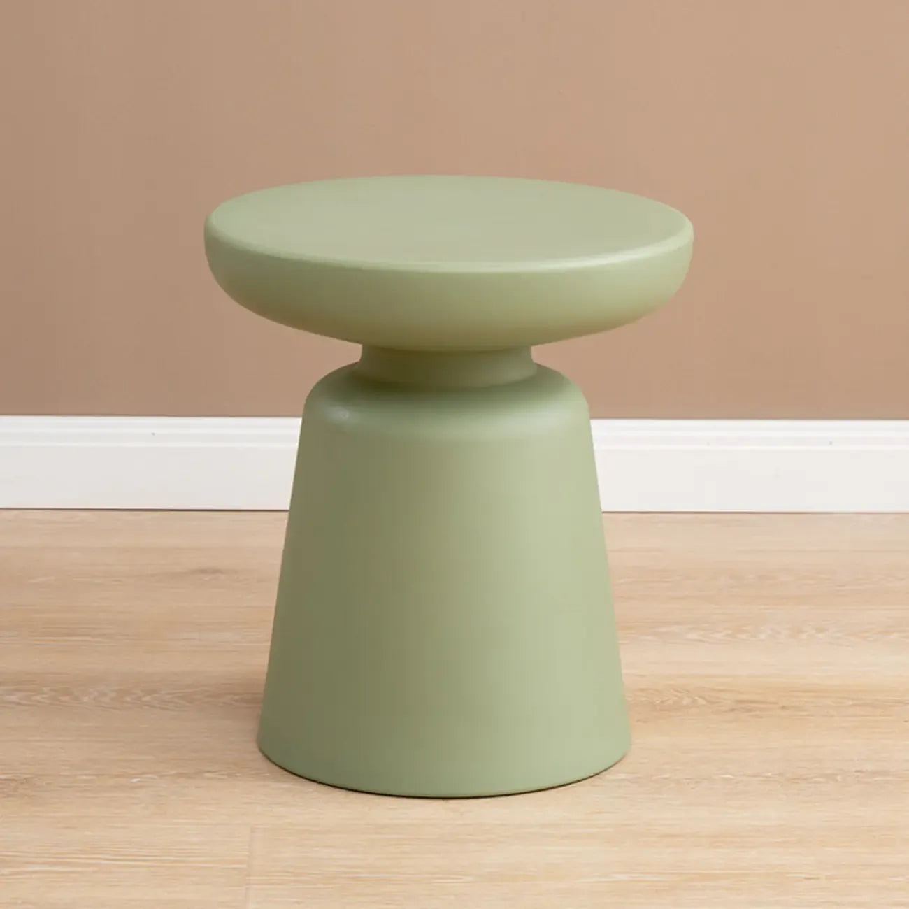 Minimalist Round Plastic End Table for Living Room