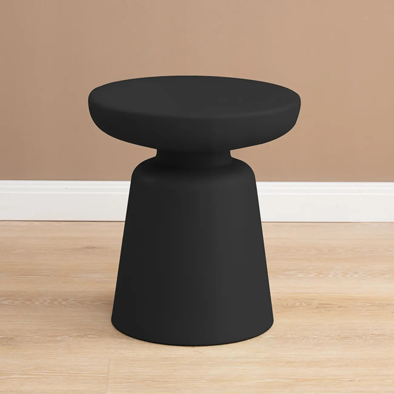 Minimalist Round Plastic End Table for Living Room