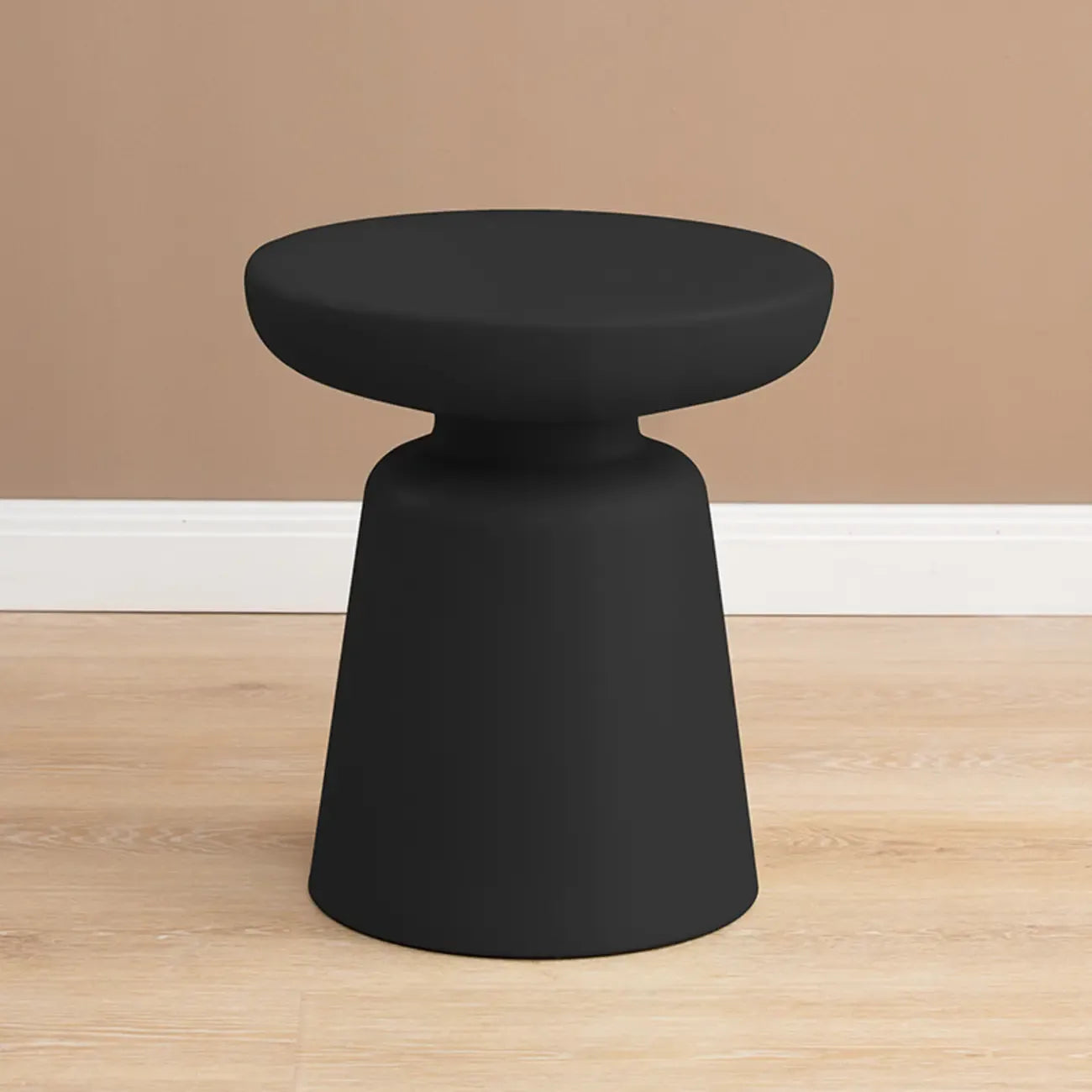 Minimalist Round Plastic End Table for Living Room