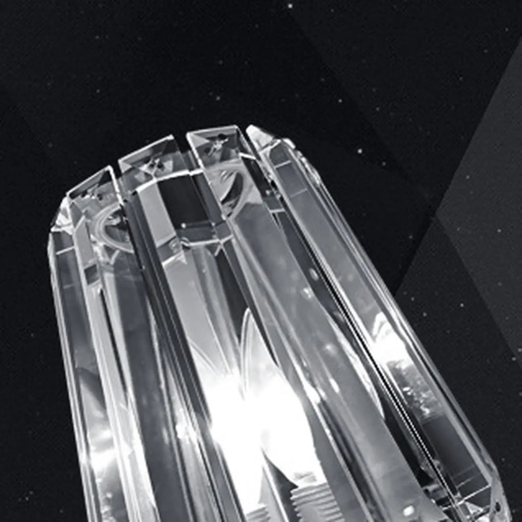 Elegant Crystal Smooth Gilded Metal Wall Sconce