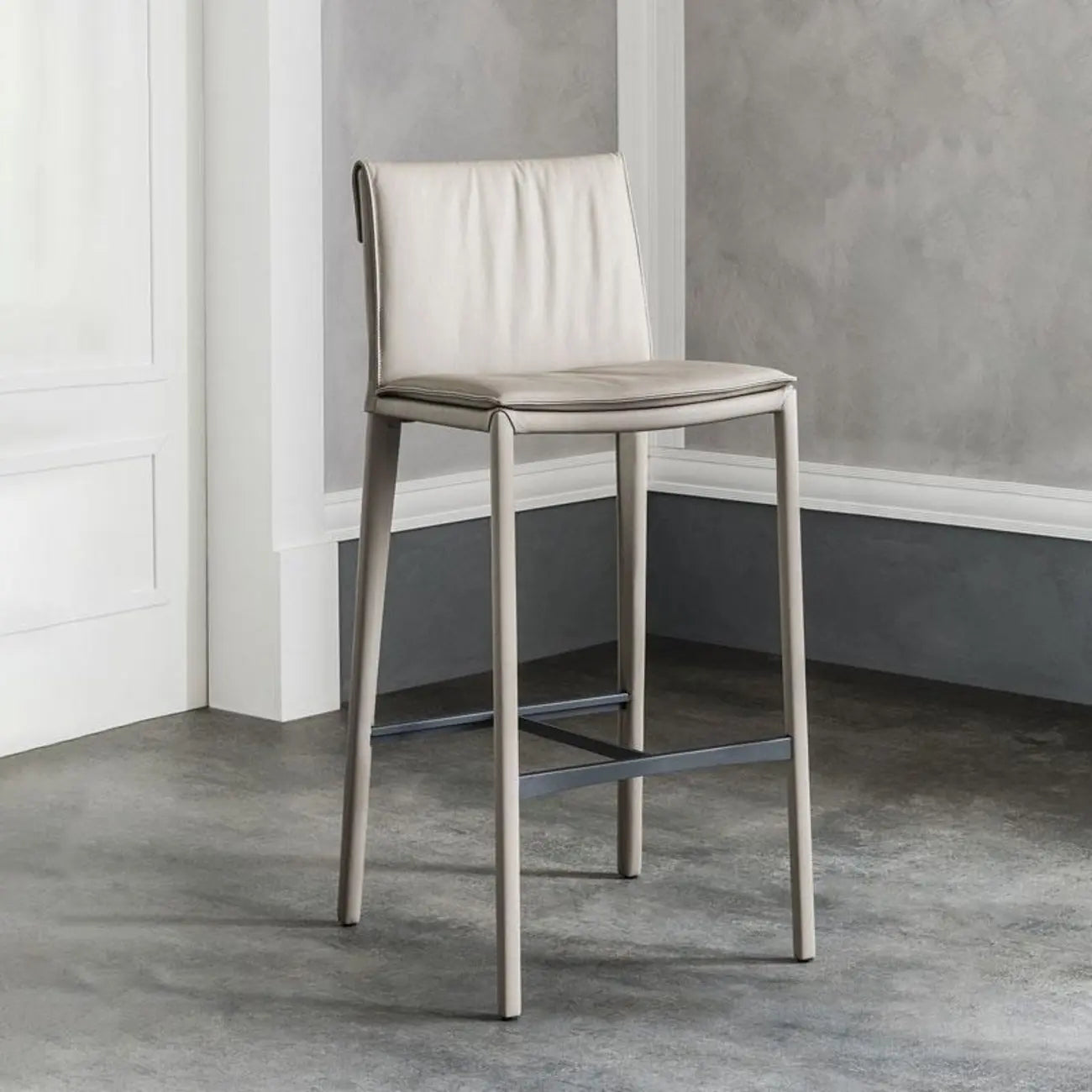 Modern 4-Leg Trestle Footrest Low Back Bar Stools