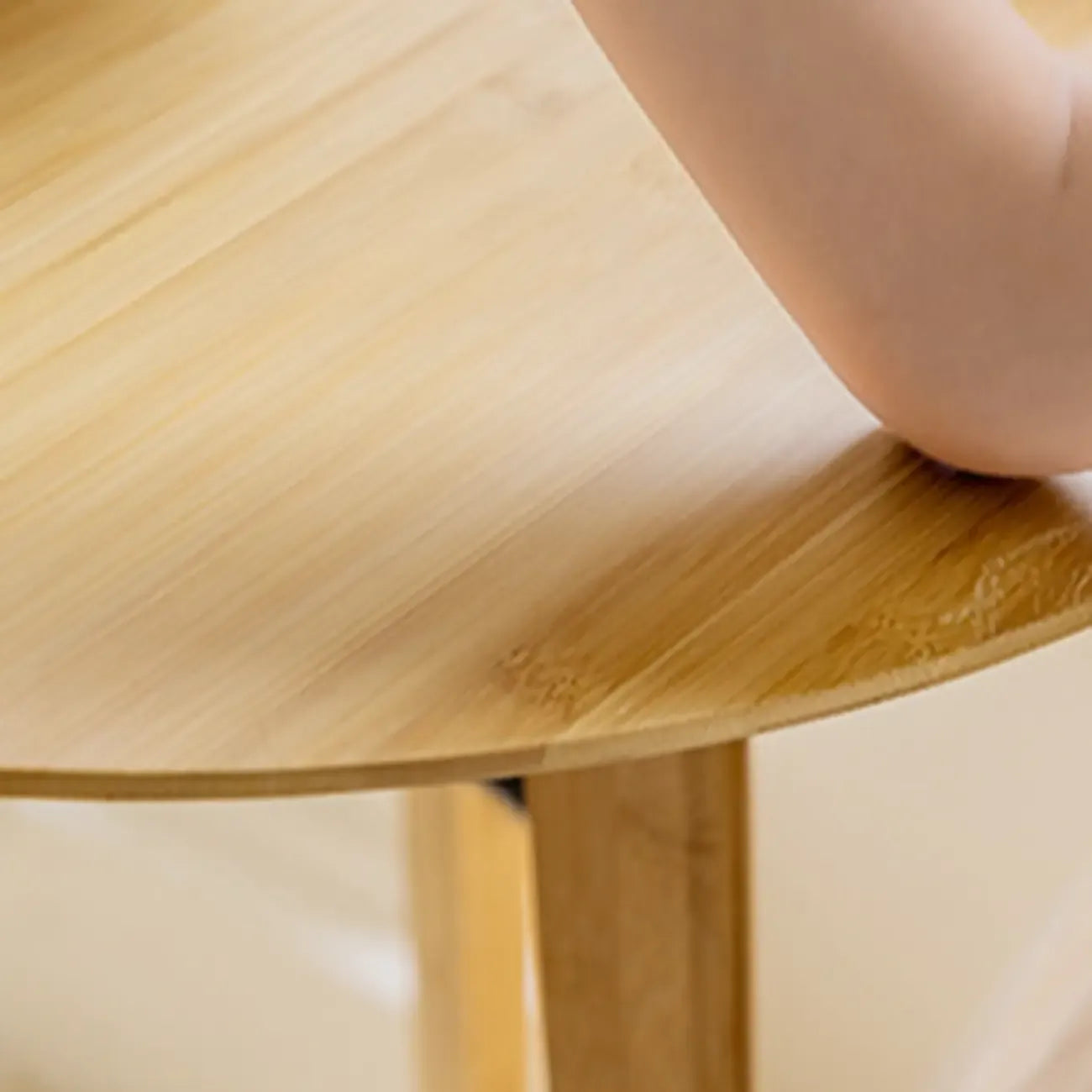 Modern Fixed Top Bamboo Orbicular Bar Tables