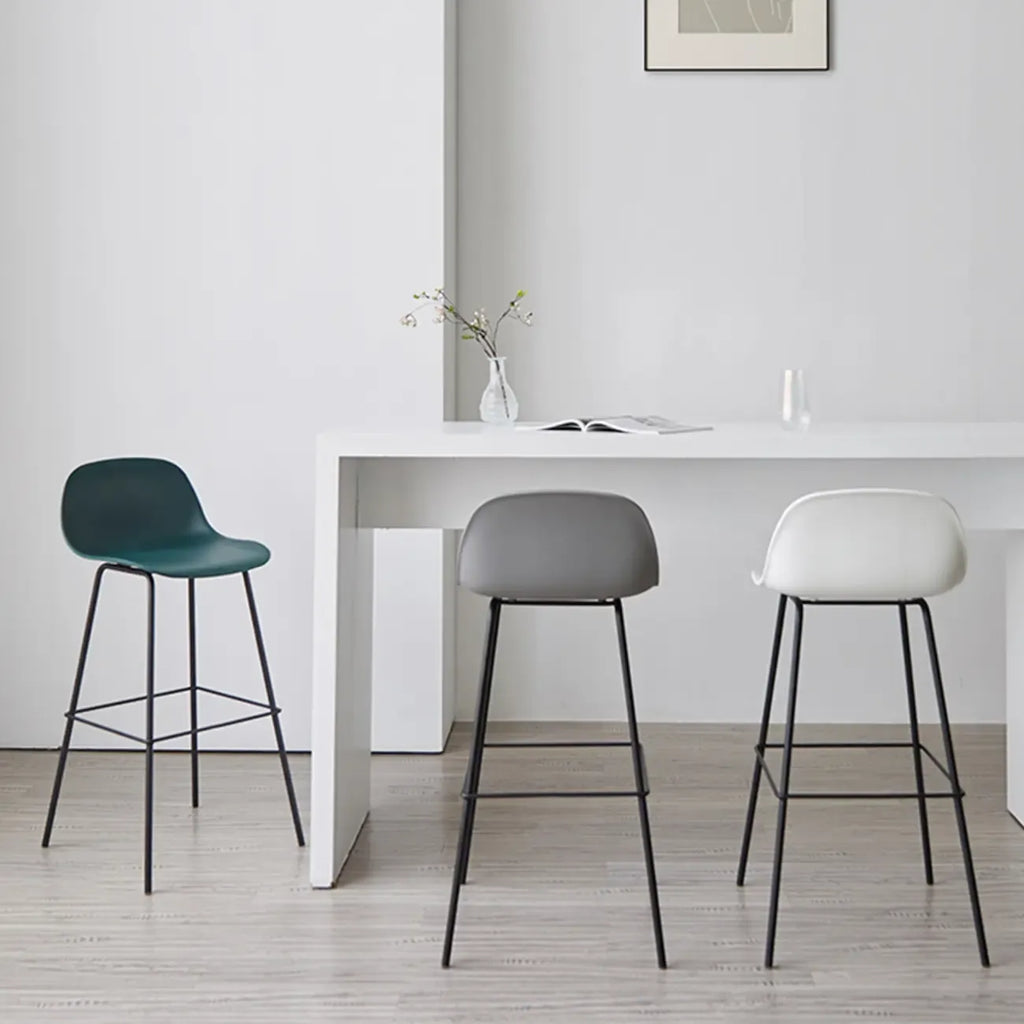 Modern Metal Elegant Comfort Bar Stool with Sleek Design