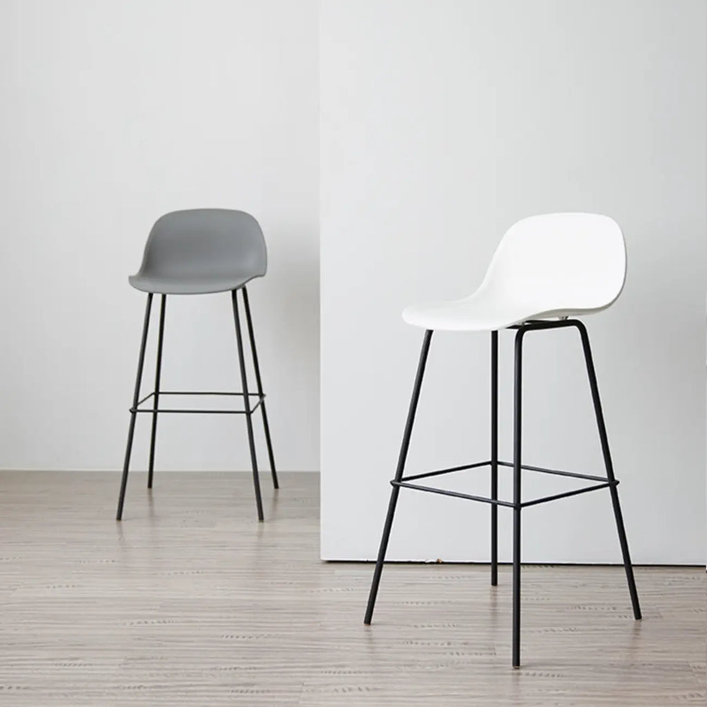 Modern Metal Elegant Comfort Bar Stool with Sleek Design