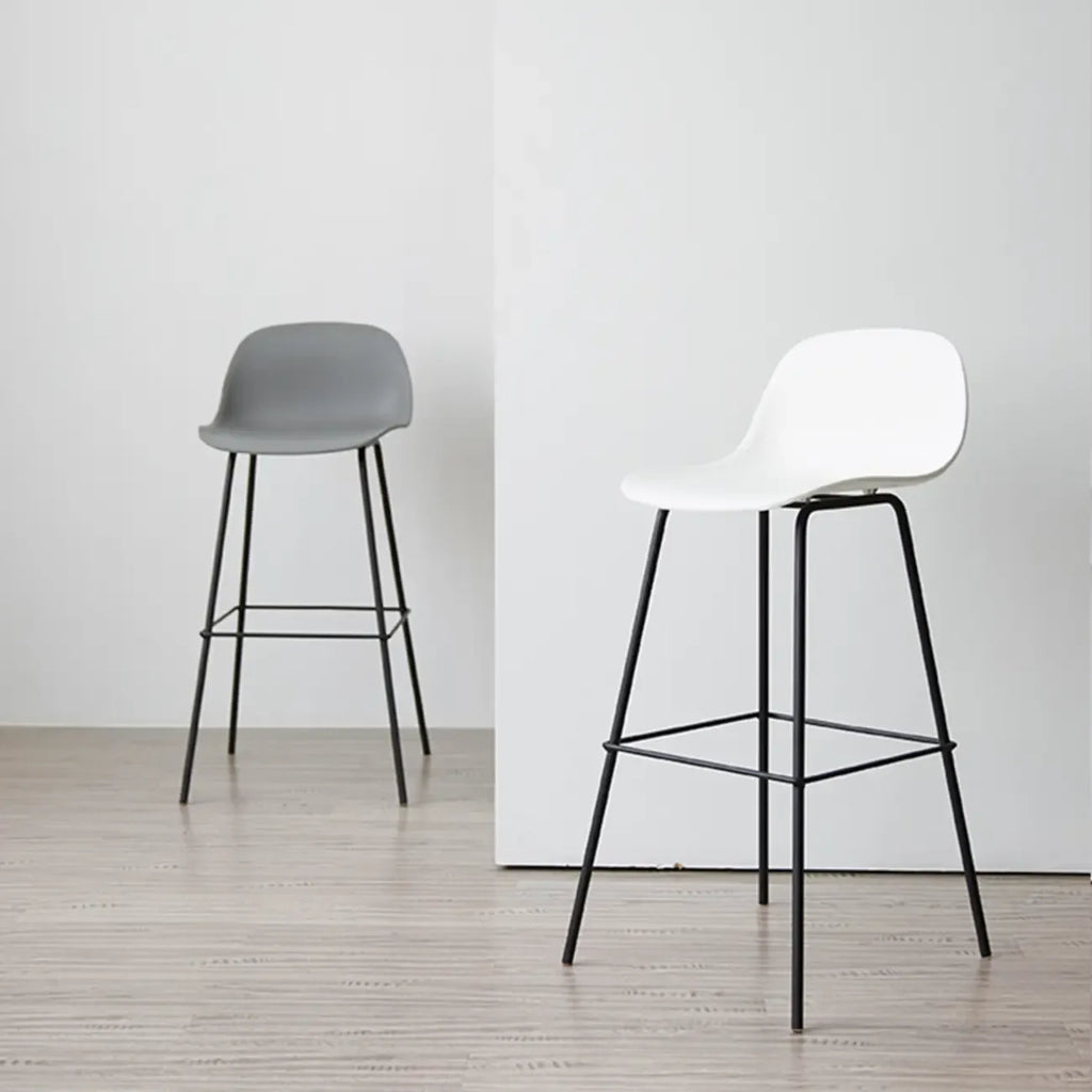 Modern Metal Elegant Comfort Bar Stool with Sleek Design