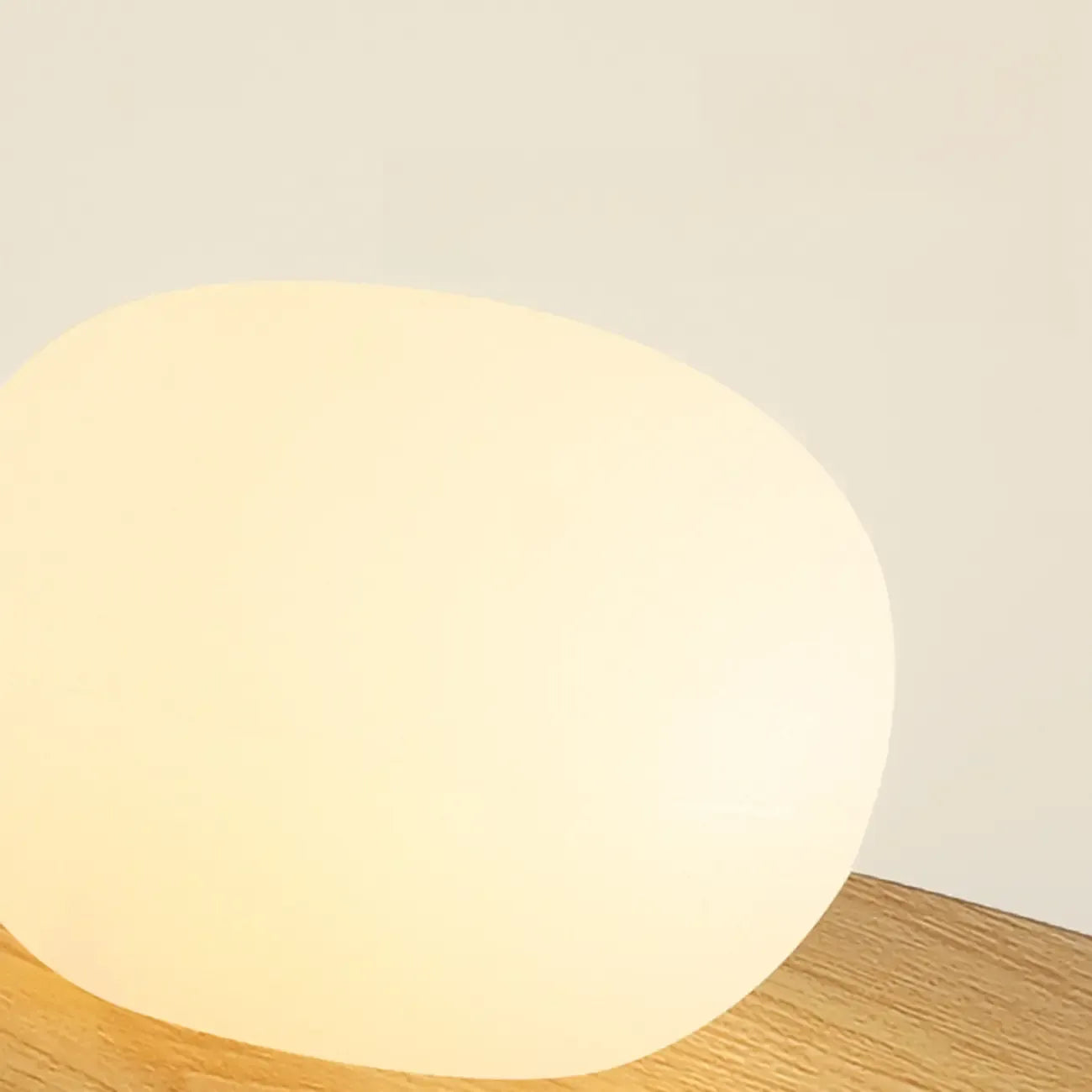 Elegant Modern White Resin Pendant Light for Dining Island