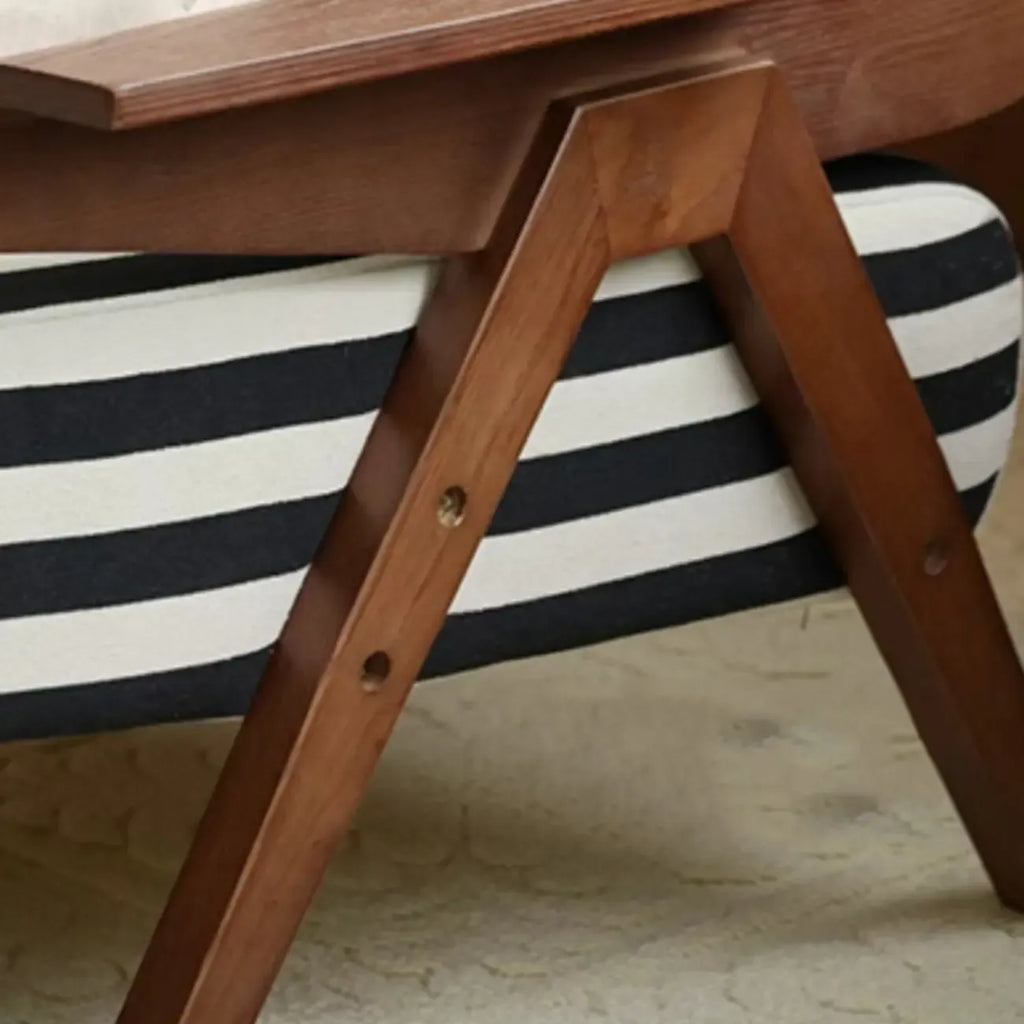 Modern Fabric Accent Chair with Wooden Frame for Living Room