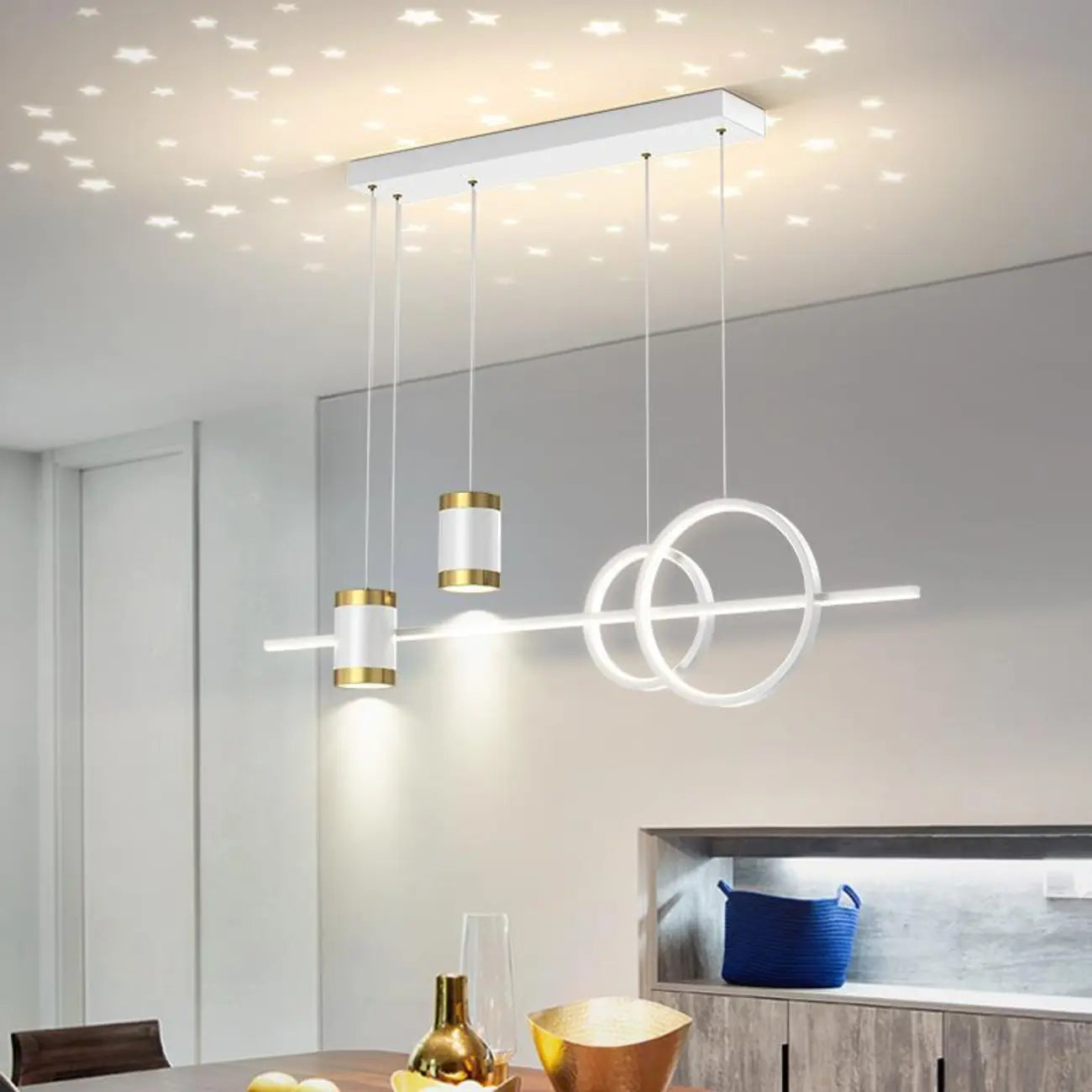 Stylish LED Metal Linear Island Light Adjustable for Dining Area