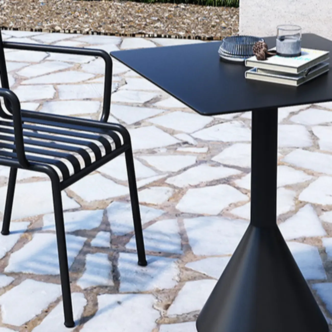 Minimalist Black Metal Small Bar Table Outdoor Table