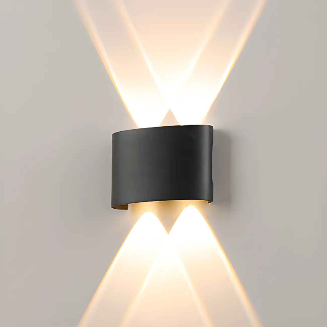 Outdoor Modern Geometric LED Wall Sconce with Dual Light