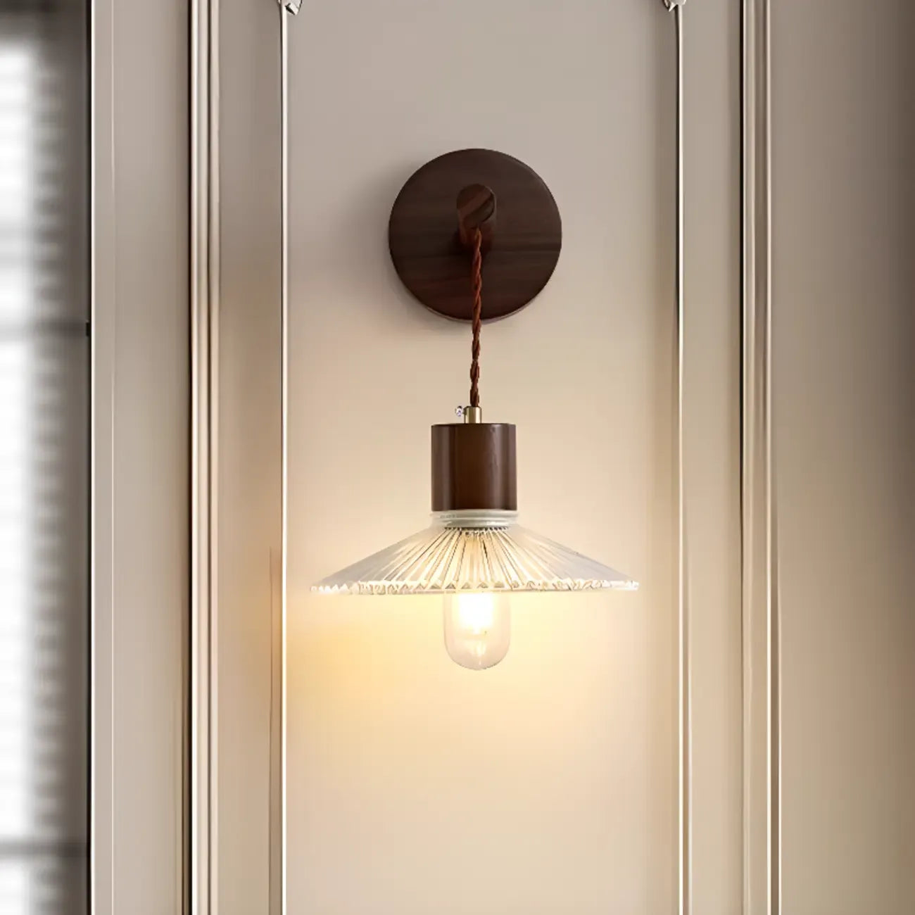 Elegant Geometrica LED Wood Glass Wall Sconce for Bedside