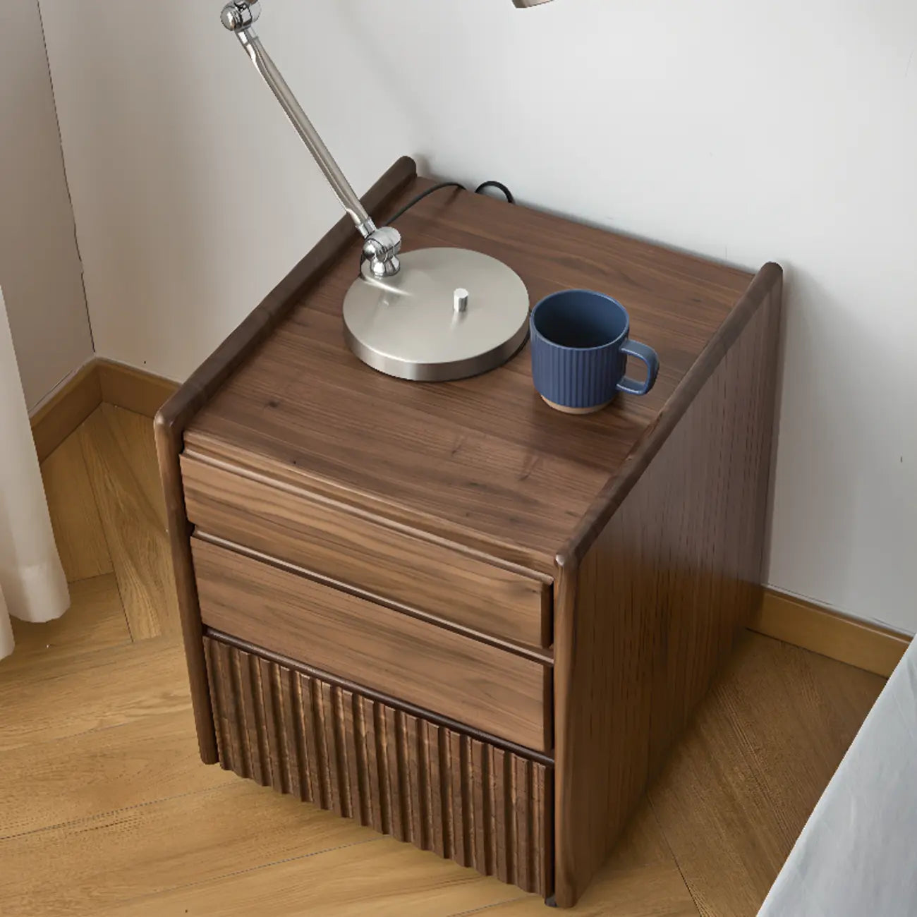 Brown Modern 3-drawer Solid Wood Bedside Nightstand
