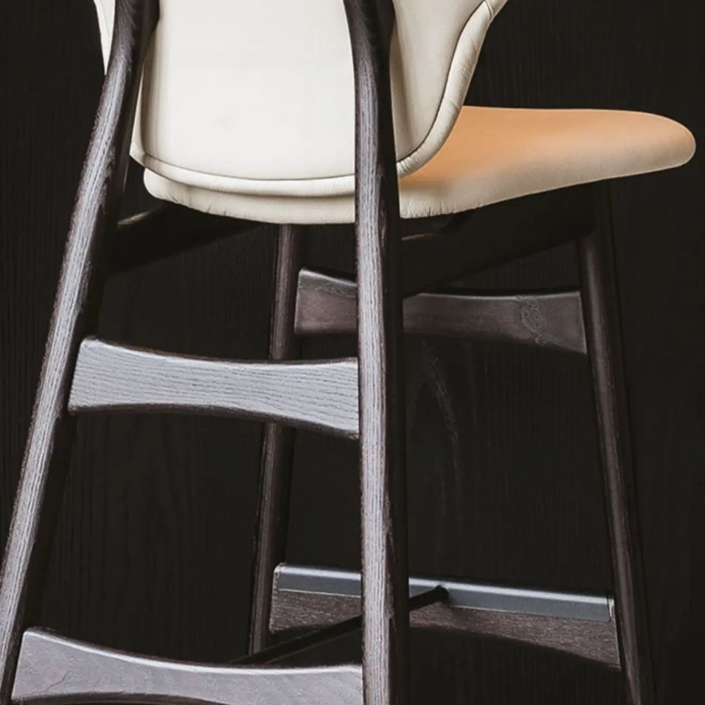 Modern Full-grain Cowhide Leather Saddle Bar Stools For Home