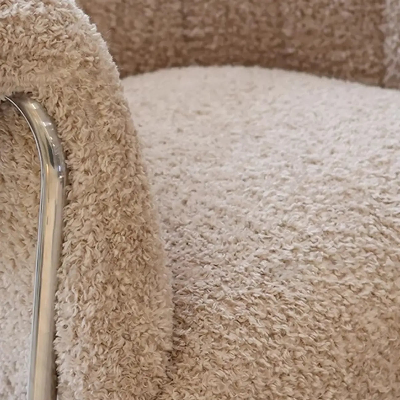 Simple Modern Sherpa Accent Chair with Arms